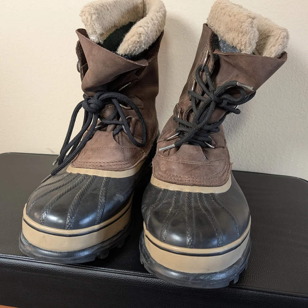 Sorel Caribou Winter‎ Boots, Men’s Size 9